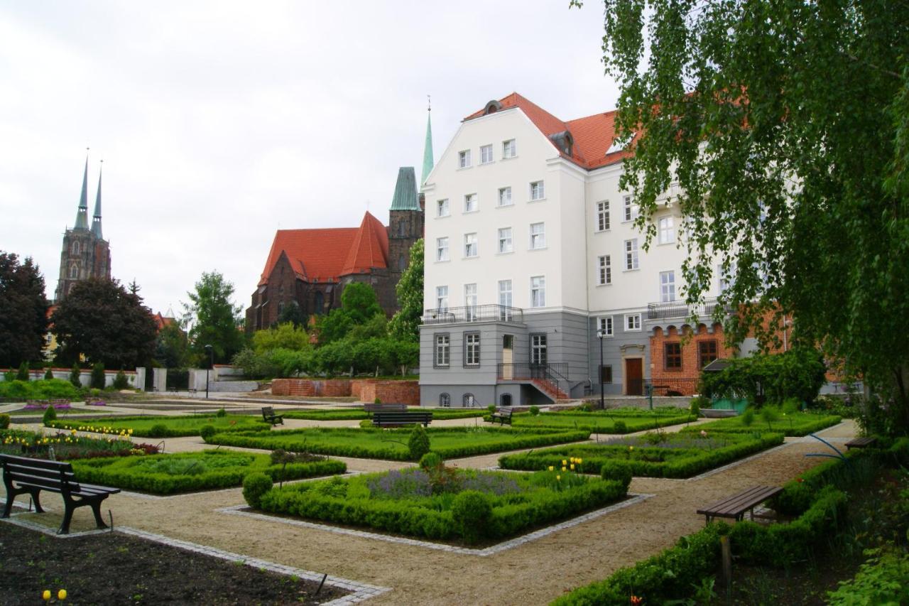 브로츠와프 Dom Notre Dame B&B 외부 사진